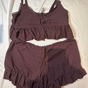 Burgundy sleep set